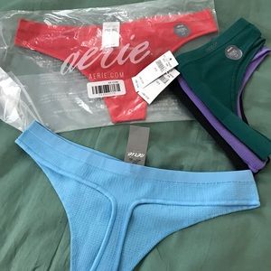 Aerie Seamless Thongs